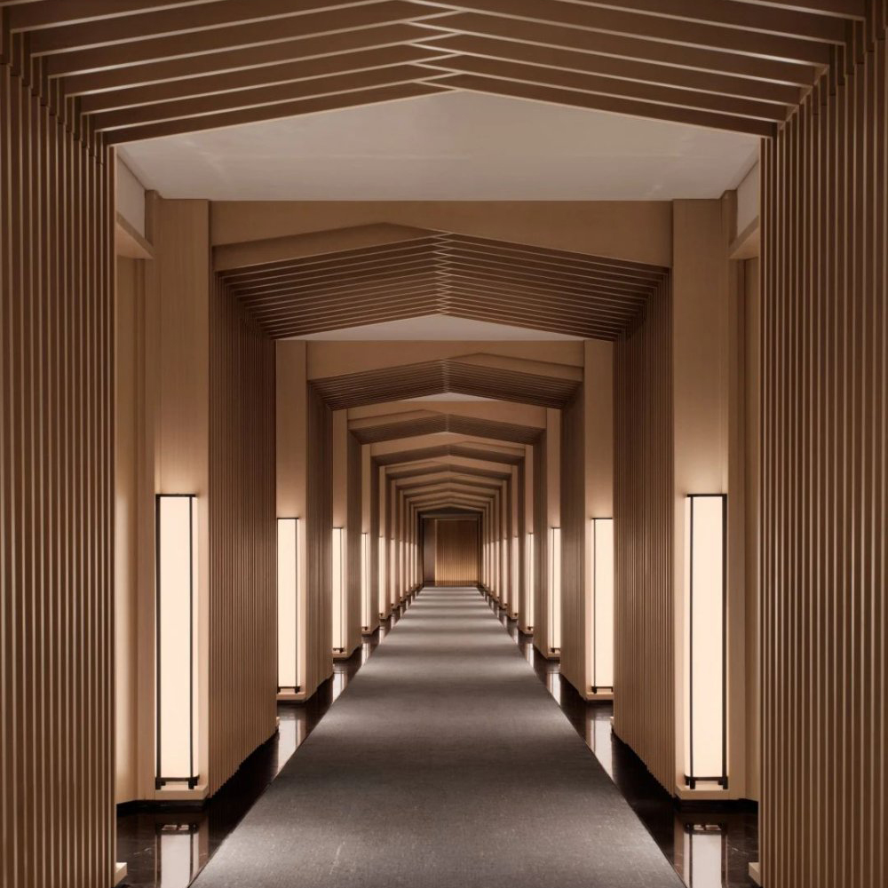 Contemporary High-End Modern Design Solid Wood Panel for Dining Hotel Furniture to 5-Star Hotel Standards for Public Areas