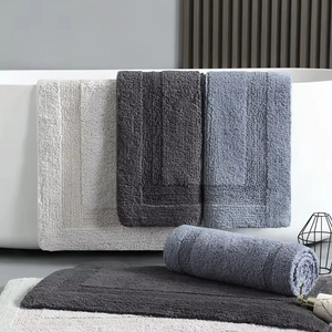 Popular Design Hotel Fluffy Faux Fur Plush Comfortable Luxury High Quality Plush Bath Mat For Hotel Home