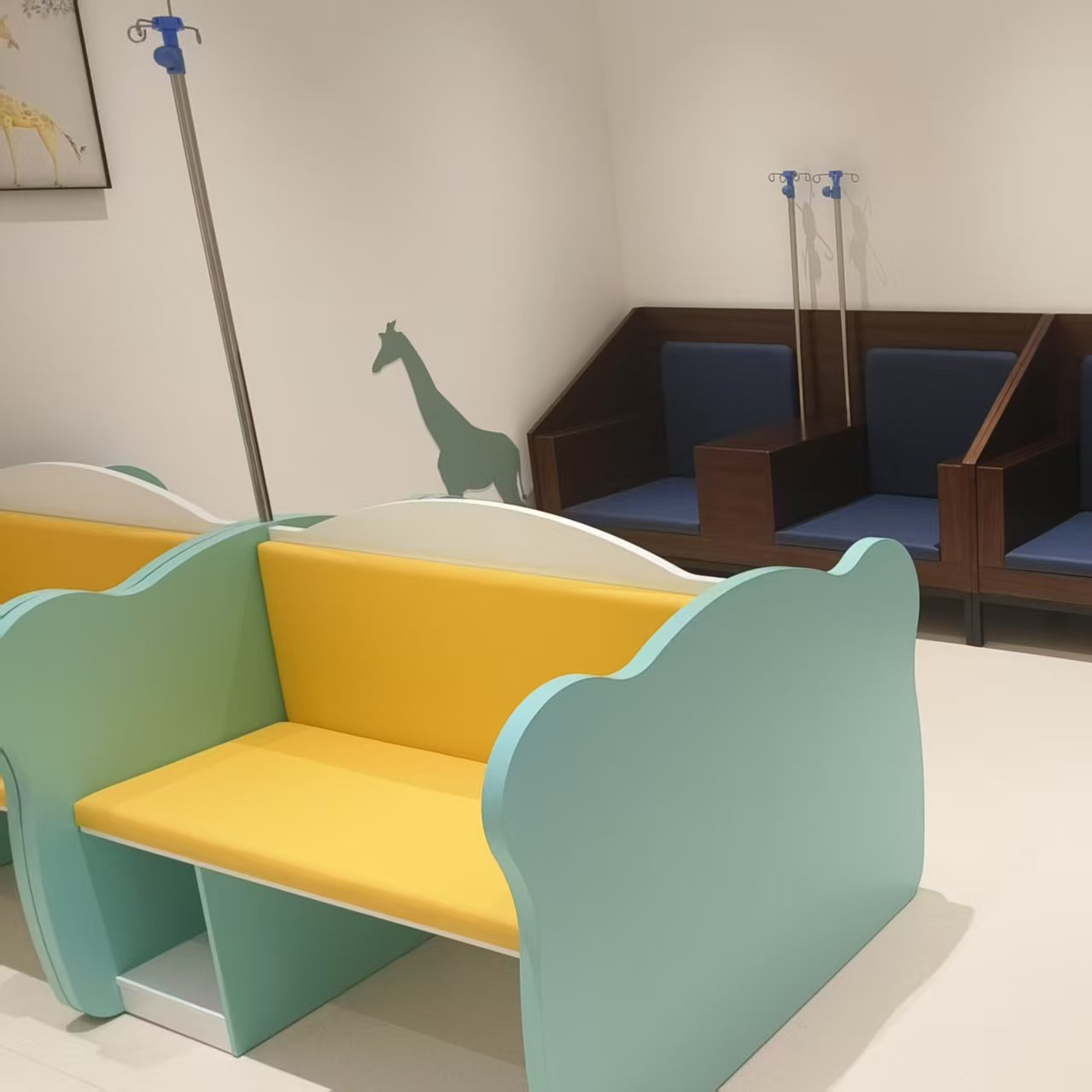 Infusion Center Furniture Set (Chair + Side Table)