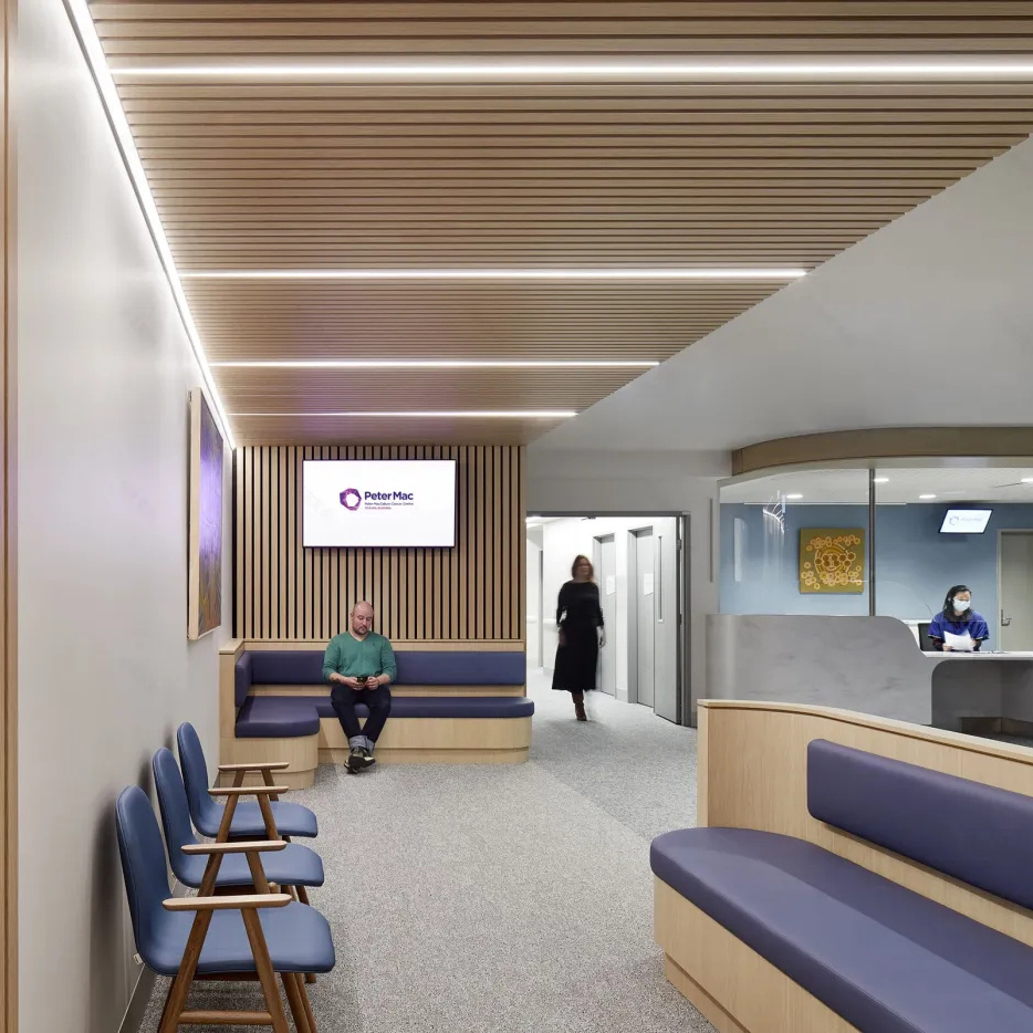 Space-Saving Hospital Waiting Solution
