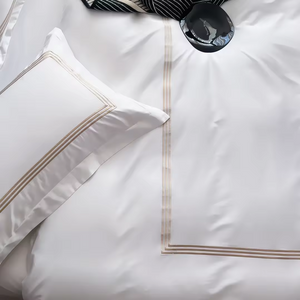 China Factory 5 Star Egyptian Cotton Queen King Size Bedding Set White Hotel Bedding Set Luxury